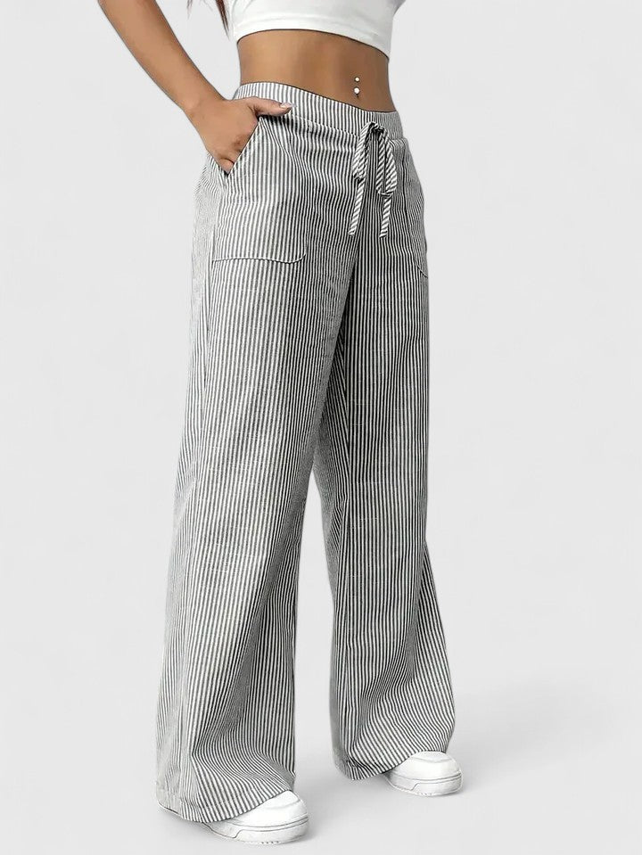 Dominique | Spacious and comfortable pants with elegant details