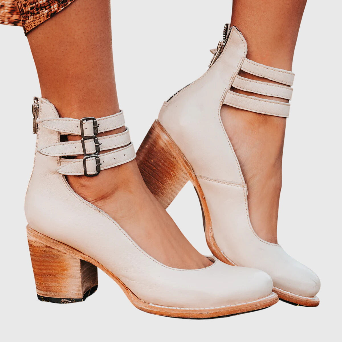 Antea | Vintage Refined Pumps