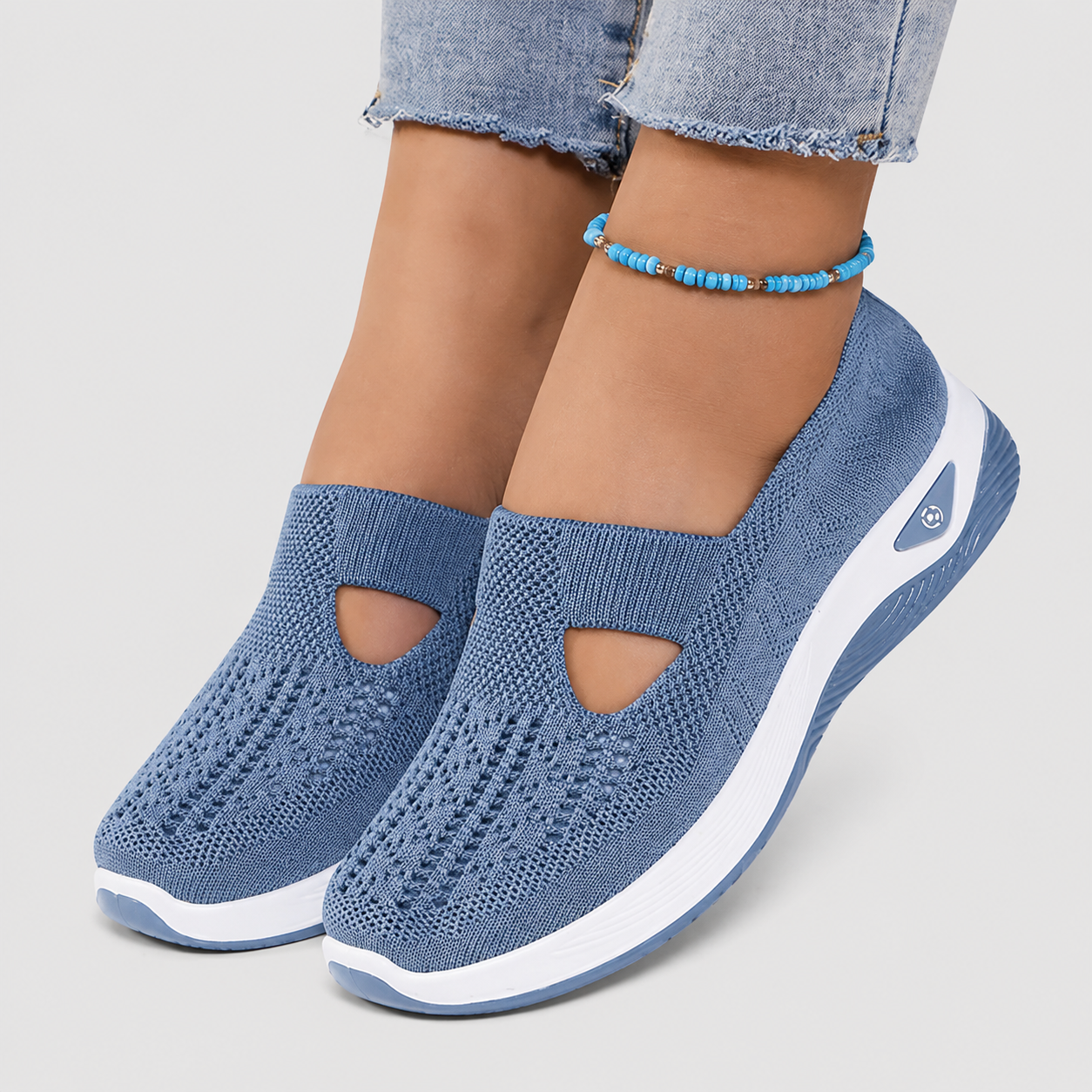 Easy-to-wear sports shoes, stable comfort