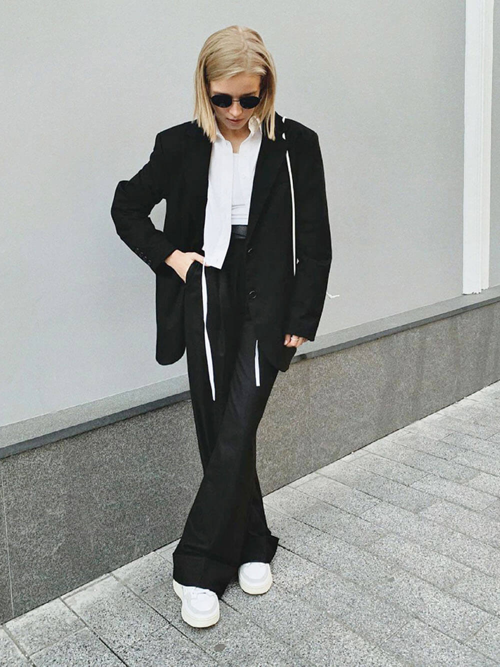 Black high-waisted pants
