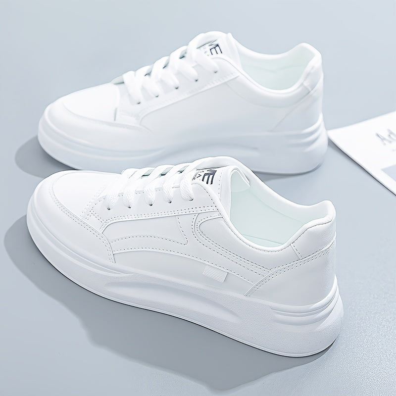 Chic White Sneakers Lightweight Comfort