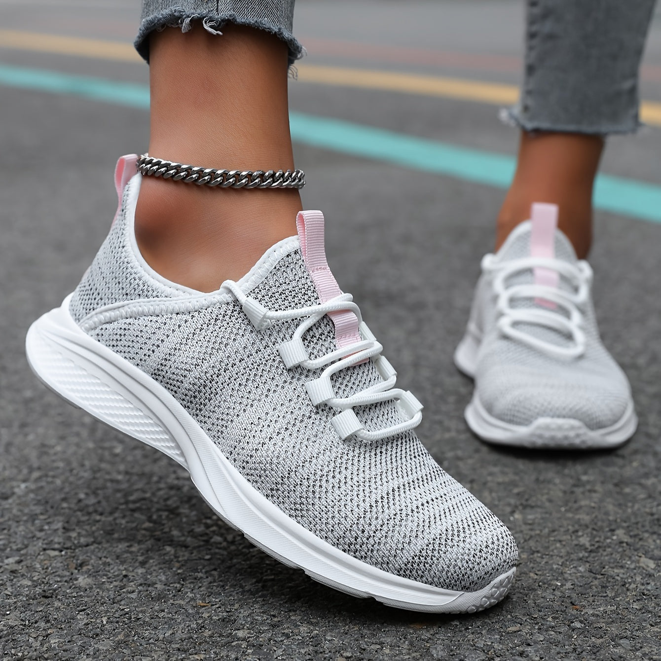 Ultra-lightweight and breathable sneakers