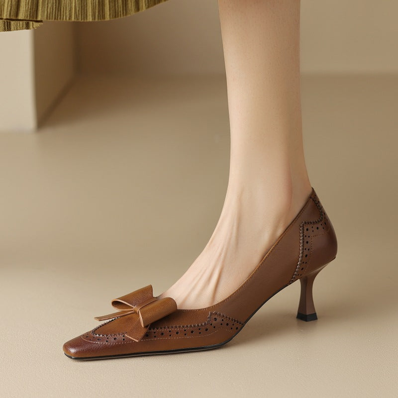 Celora Leather Pumps with Ribbon