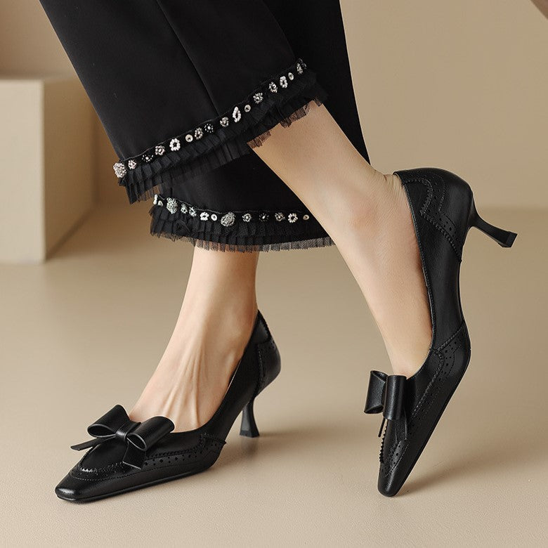 Celora Leather Pumps with Ribbon