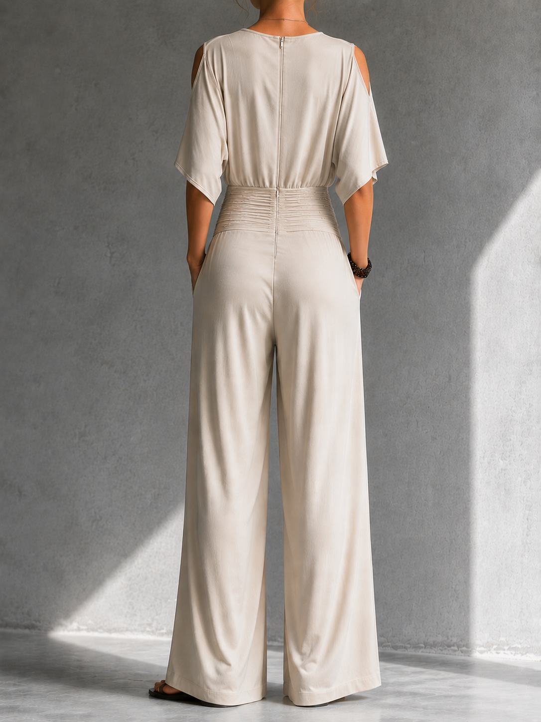 Alia | Elegant combination with wrap effect and wide legs