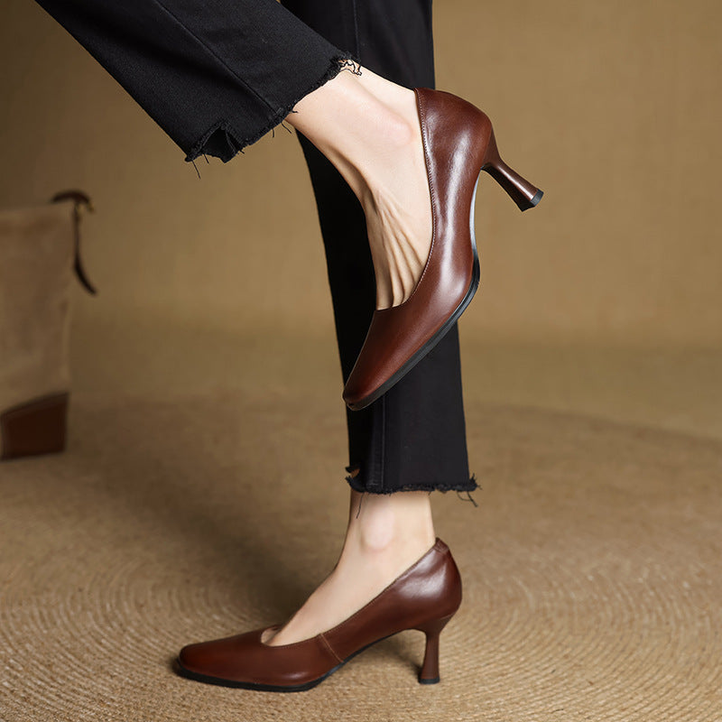 Elviera Leather Pumps