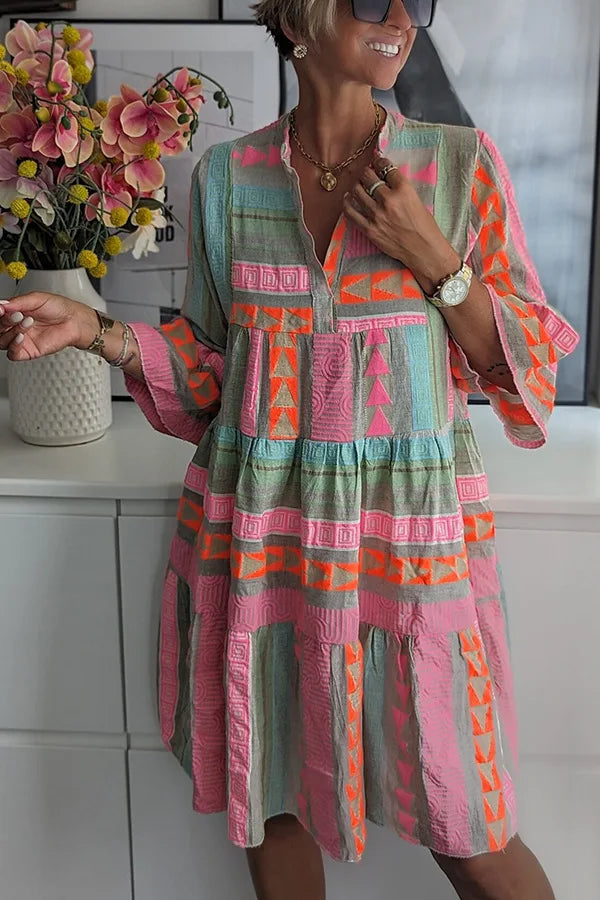 LILIA | Elegant in Refined Spring Dress