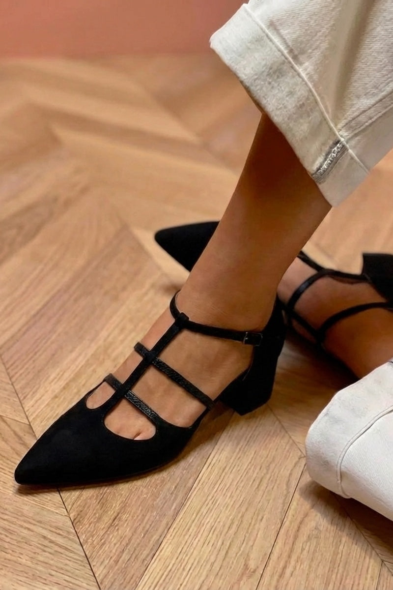 ADI™ ELEGANT STRAP PUMPS