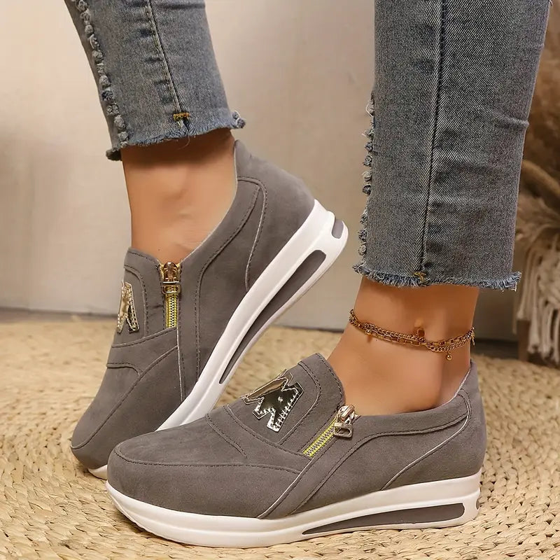 ZipStep™ Sneakers - Fashionable and Pain-Free Steps
