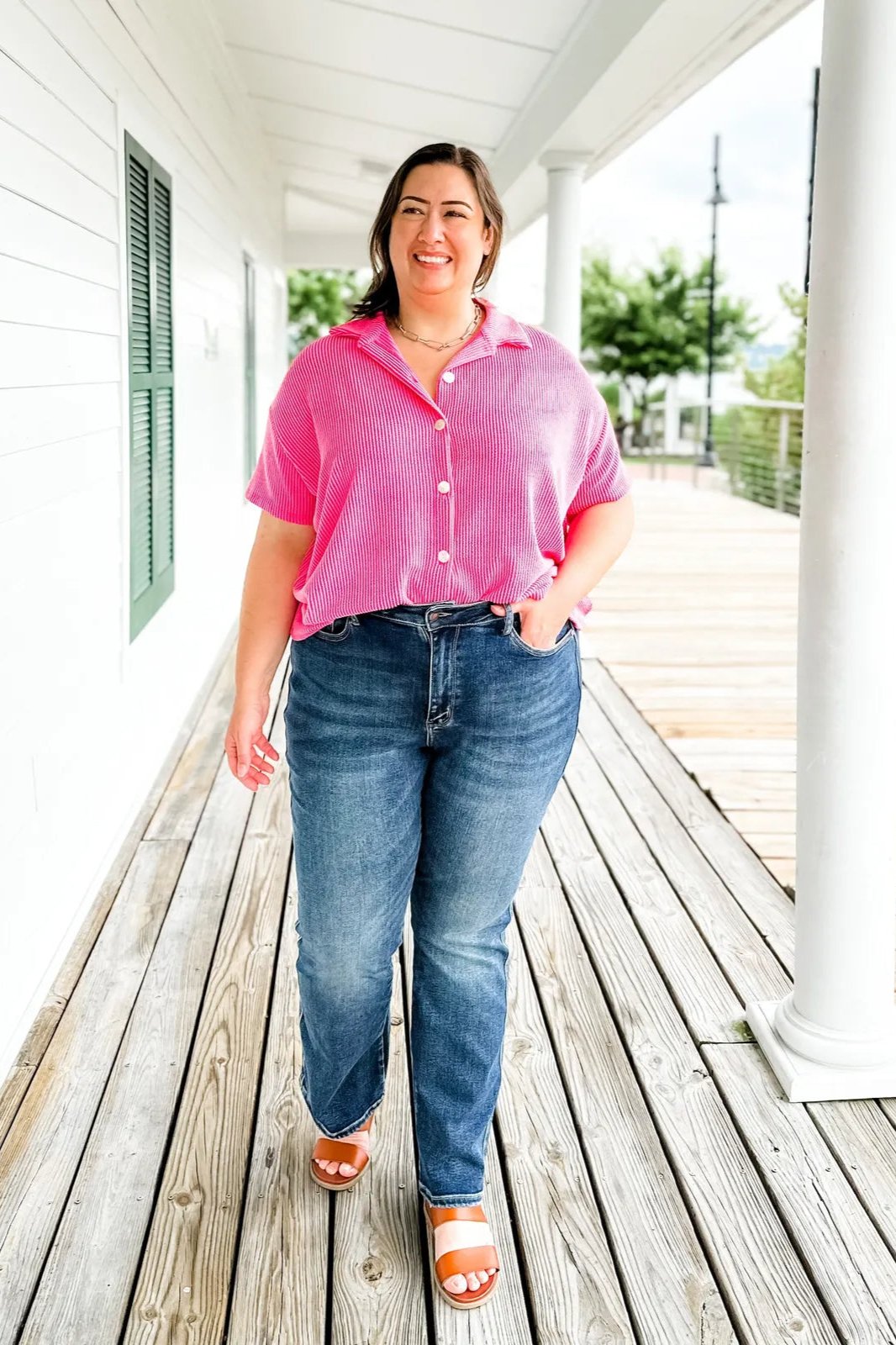 High-Waisted Sculpting Jeans FitCurve™