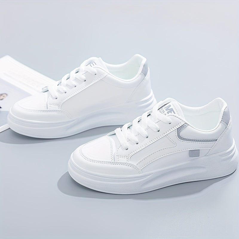 Chic White Sneakers Lightweight Comfort