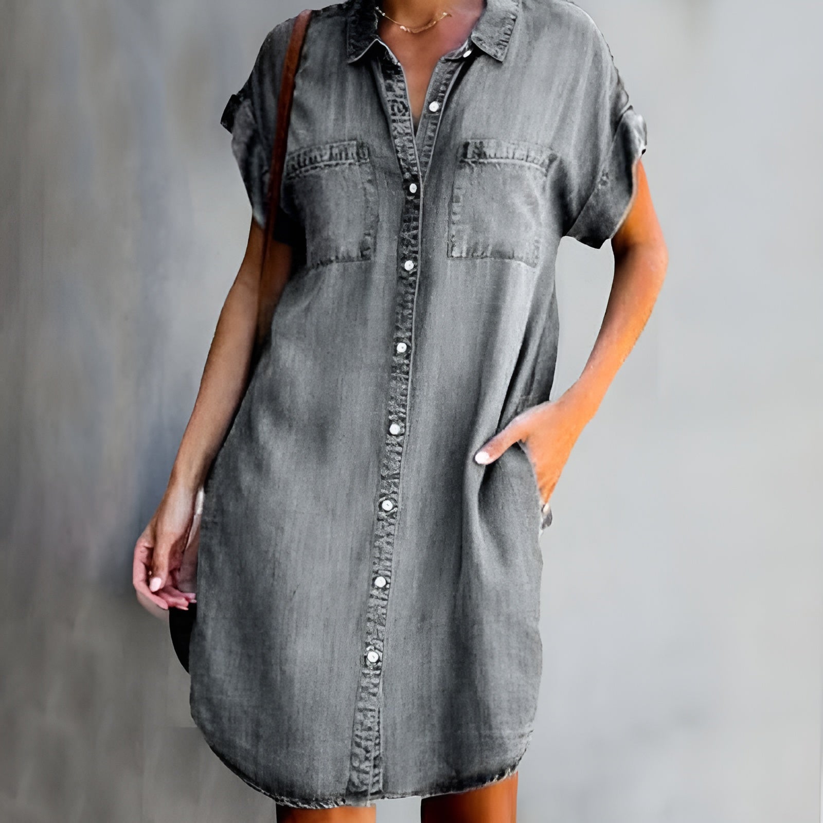 GIOIA | Elegant dress with a minimalist style and perfect fit