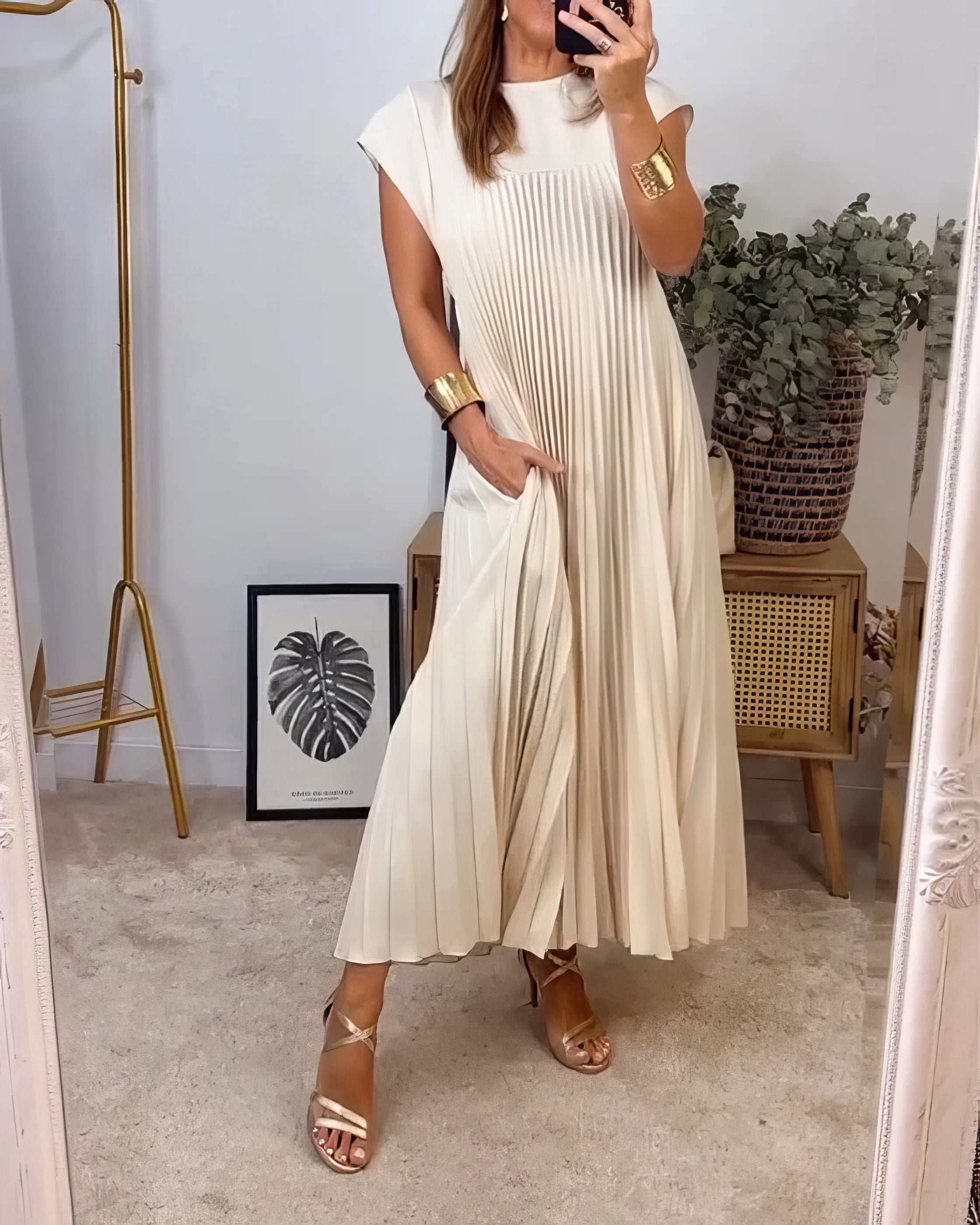 ELEONORA | Pleated Dress Without Sleeves, Elegant and Timeless