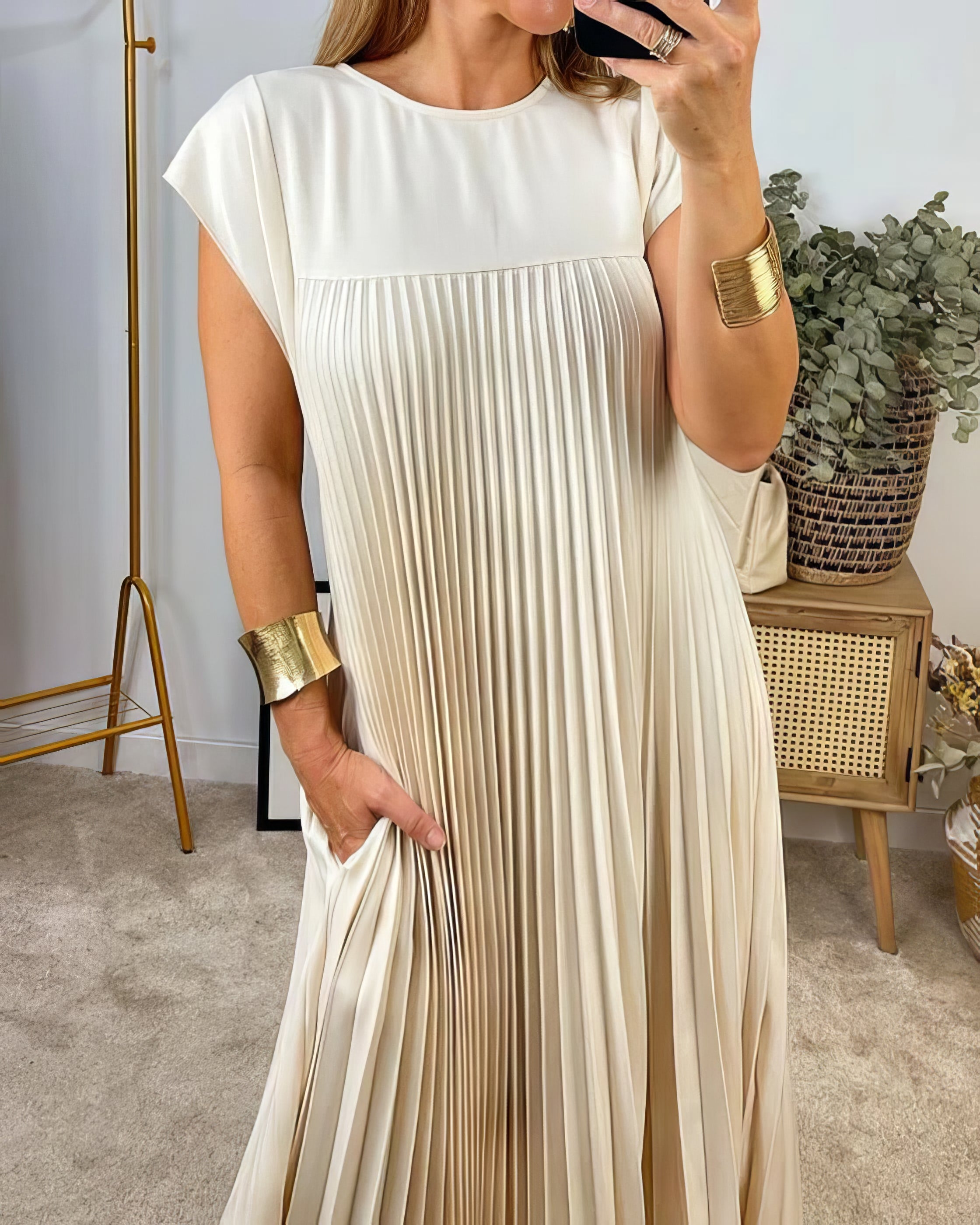 ELEONORA | Pleated Dress Without Sleeves, Elegant and Timeless