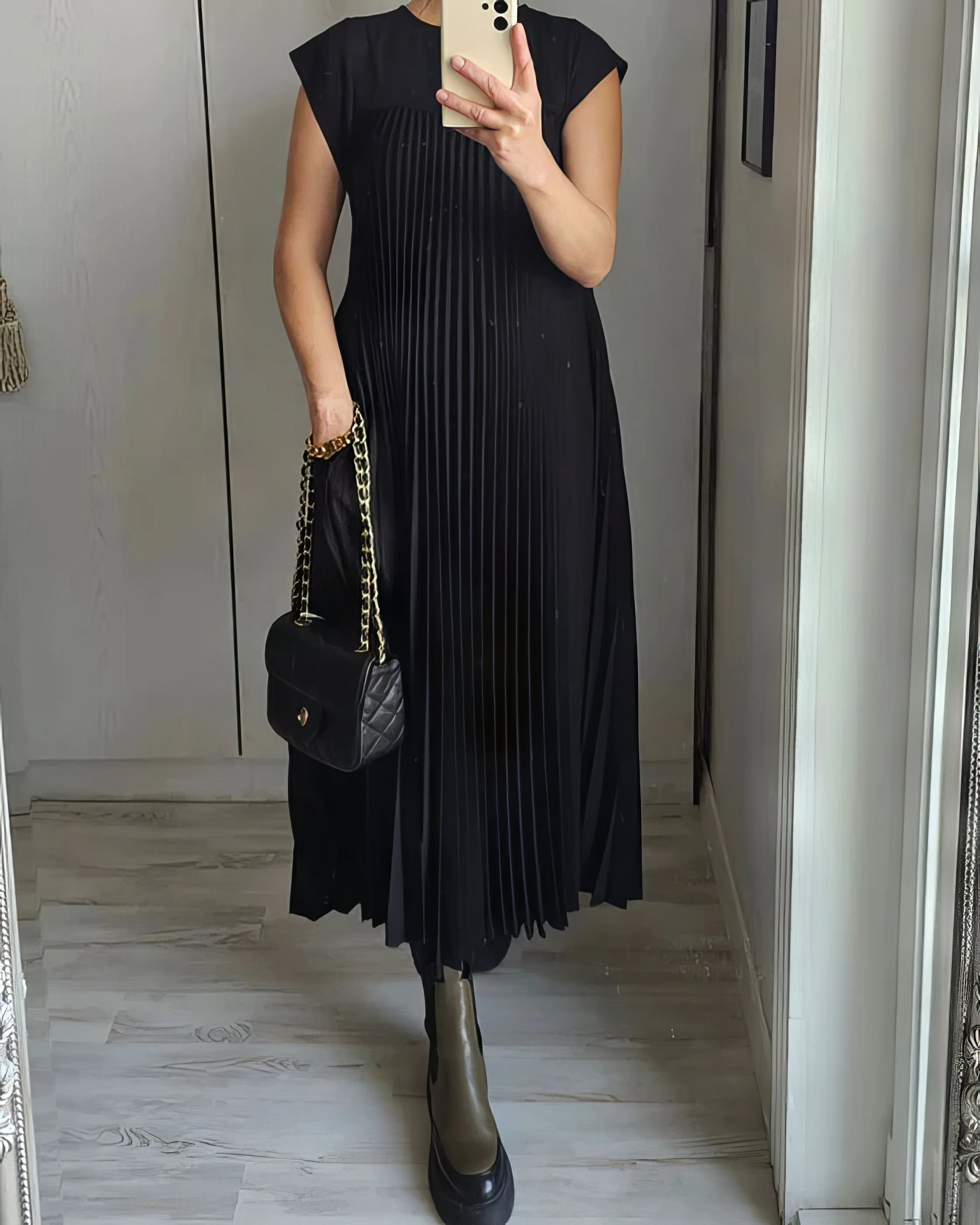 ELEONORA | Pleated Dress Without Sleeves, Elegant and Timeless