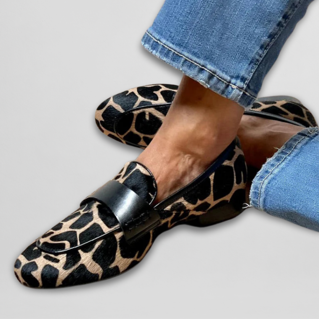 Noemi™ | Loafers with Animal Print