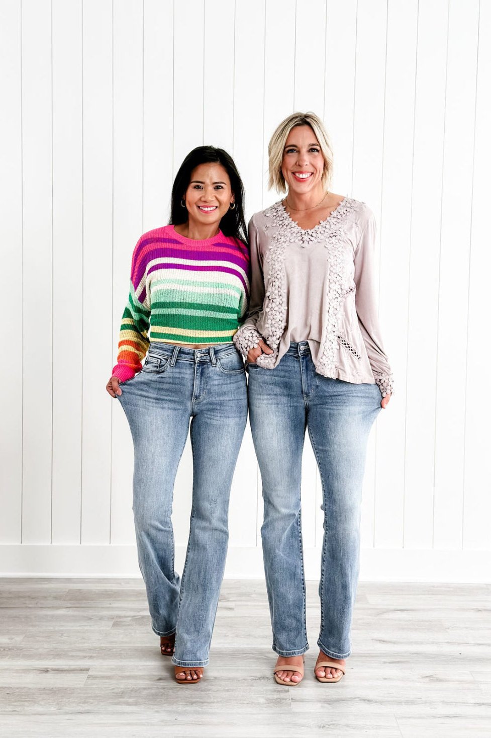 High-Waisted Sculpting Jeans FitCurve™