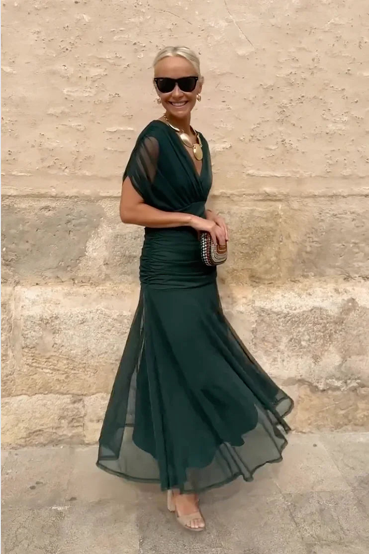 ISABELLA | Elegant Maxi Dress with Flattering Waist and Timeless Class