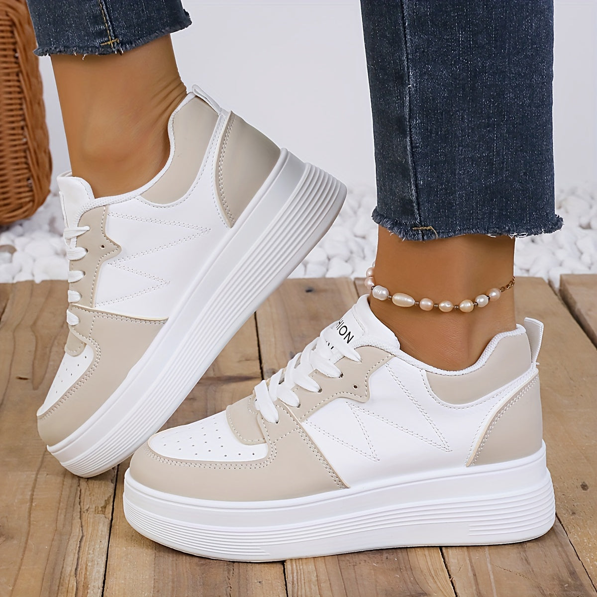 Chloé | Elegant Sneakers with Platform