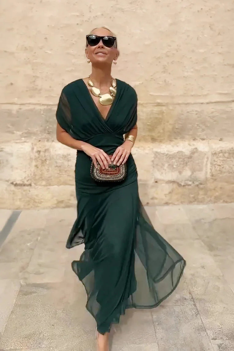 ISABELLA | Elegant Maxi Dress with Flattering Waist and Timeless Class