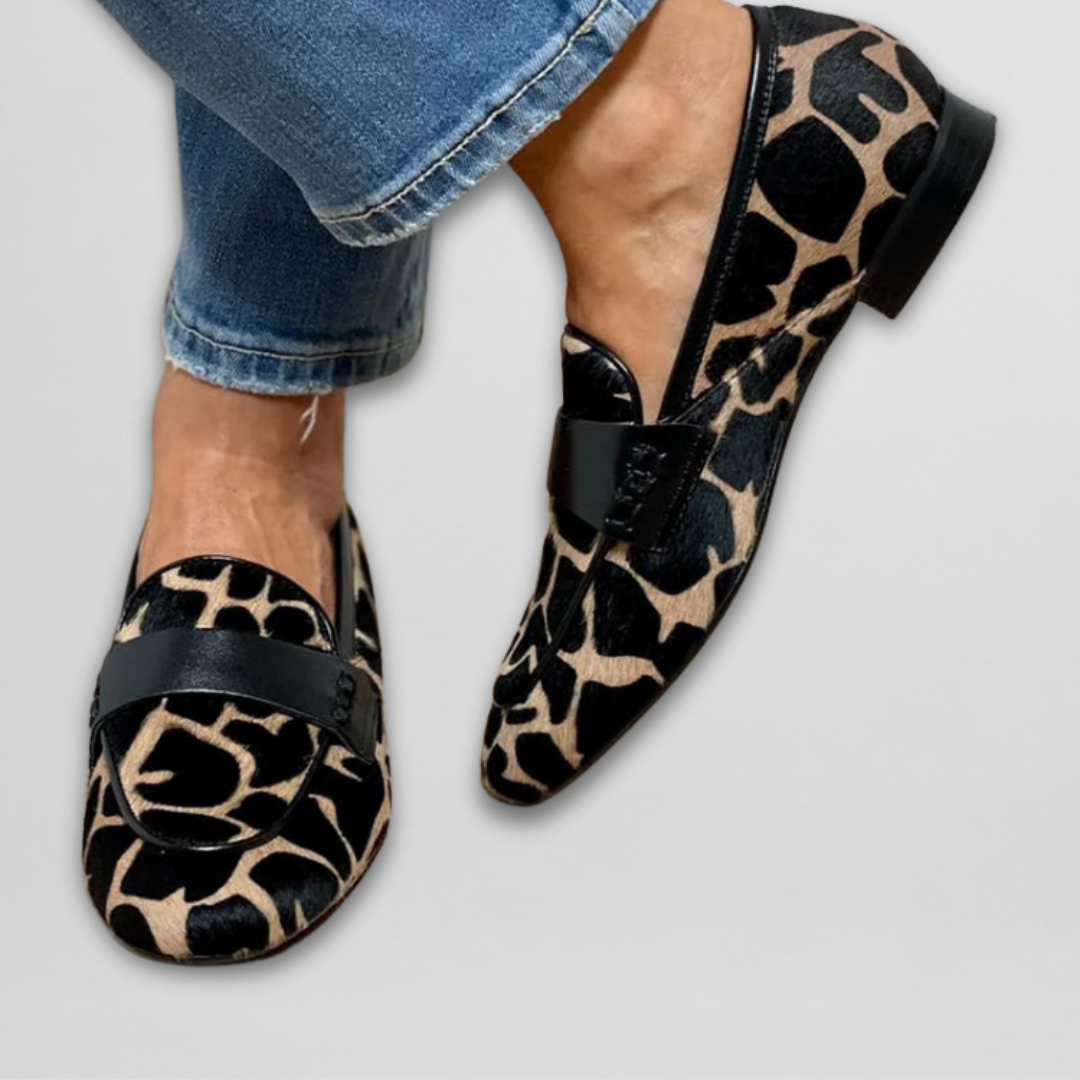 Noemi™ | Loafers with Animal Print