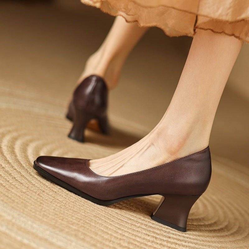 Square-Toed Leather Ankle Boots Oriel