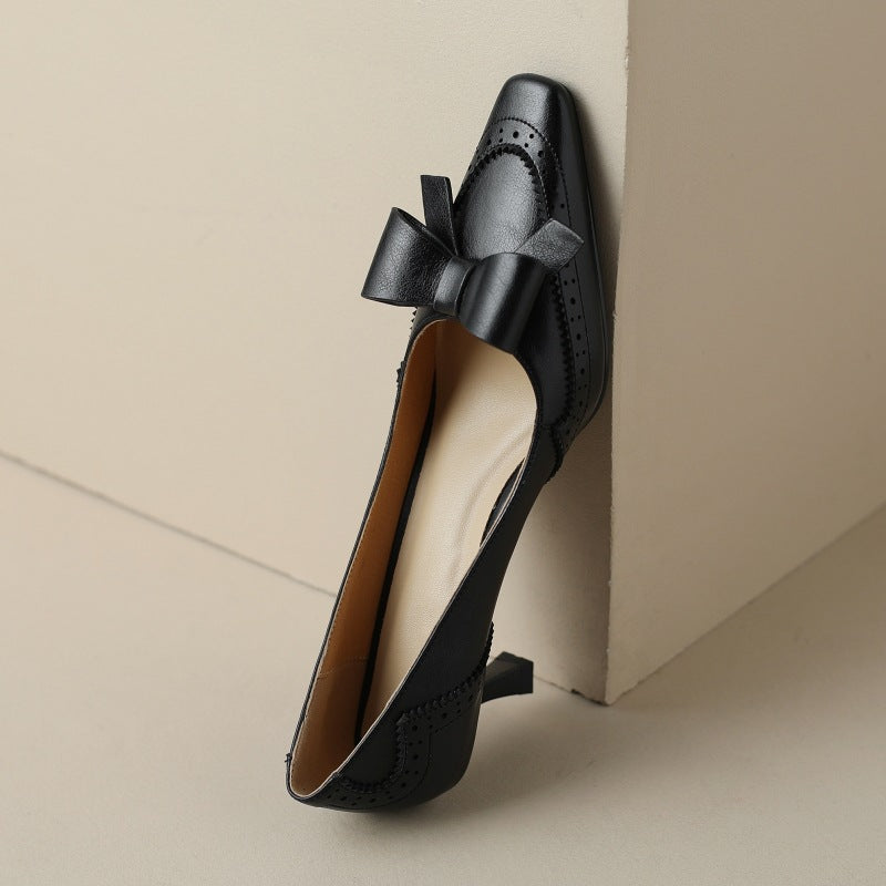 Celora Leather Pumps with Ribbon