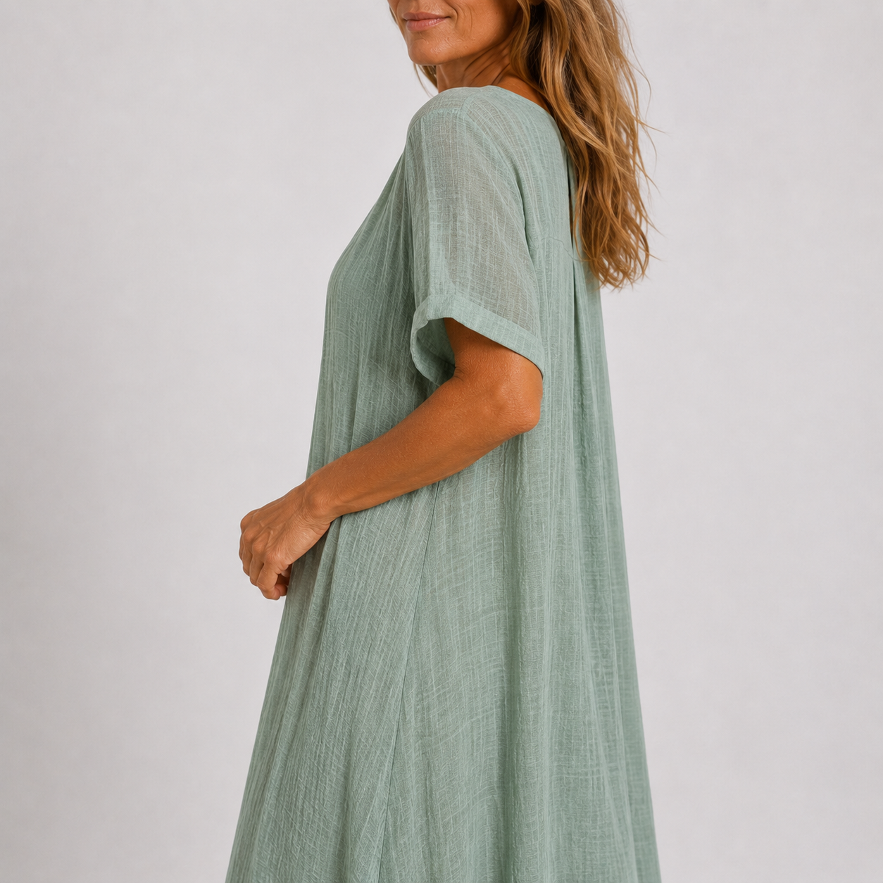 CORA | Green Flowy Maxi Dress with Short Sleeves