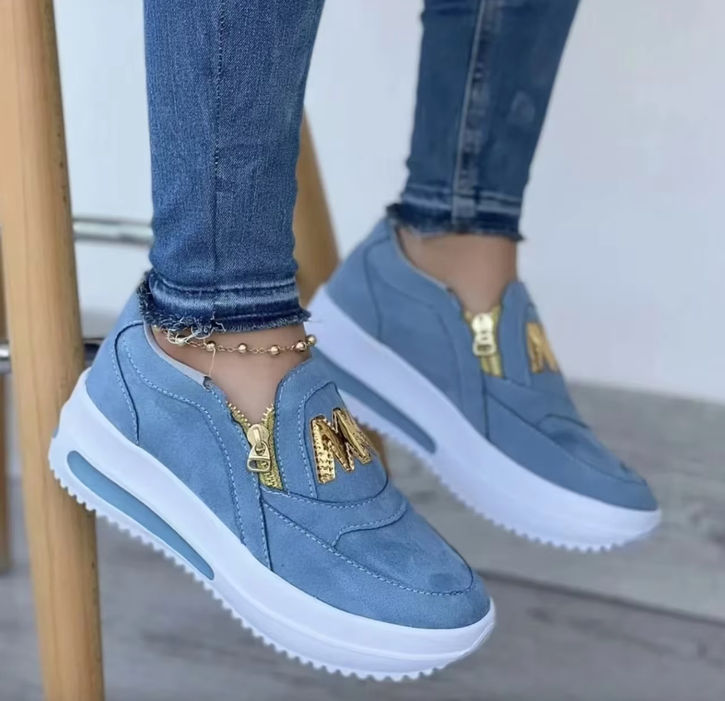 ZipStep™ Sneakers - Fashionable and Pain-Free Steps