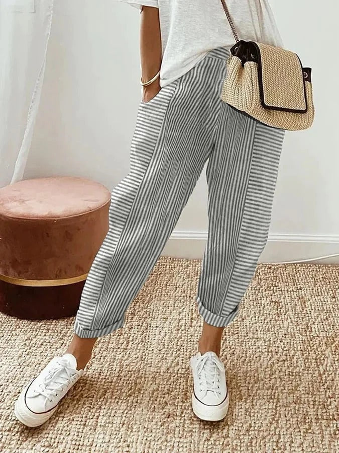 SOPHIA | Elegant in Casual Striped Pants