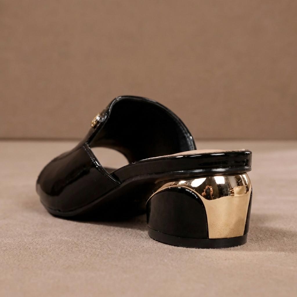 Sorella Slide Heels in Patent Leather