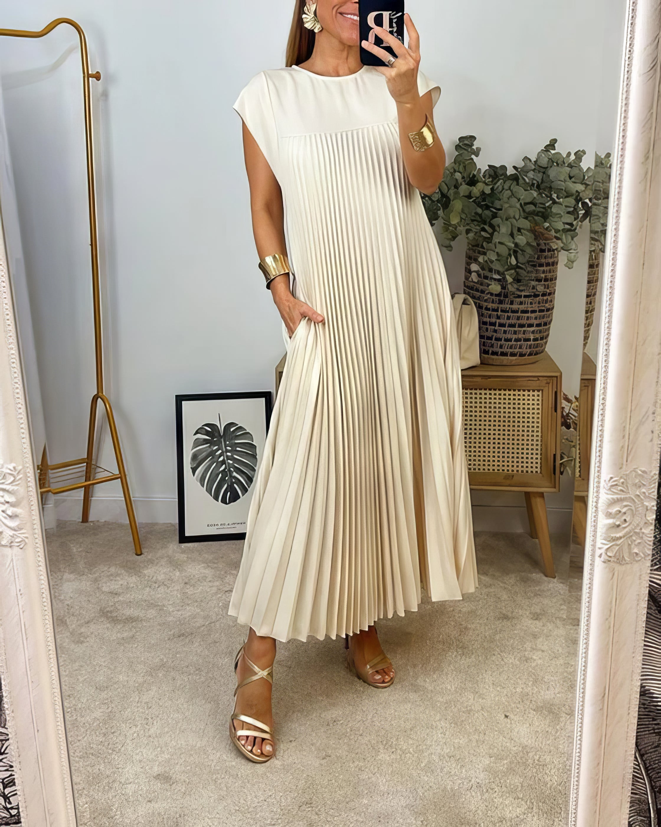 ELEONORA | Pleated Dress Without Sleeves, Elegant and Timeless